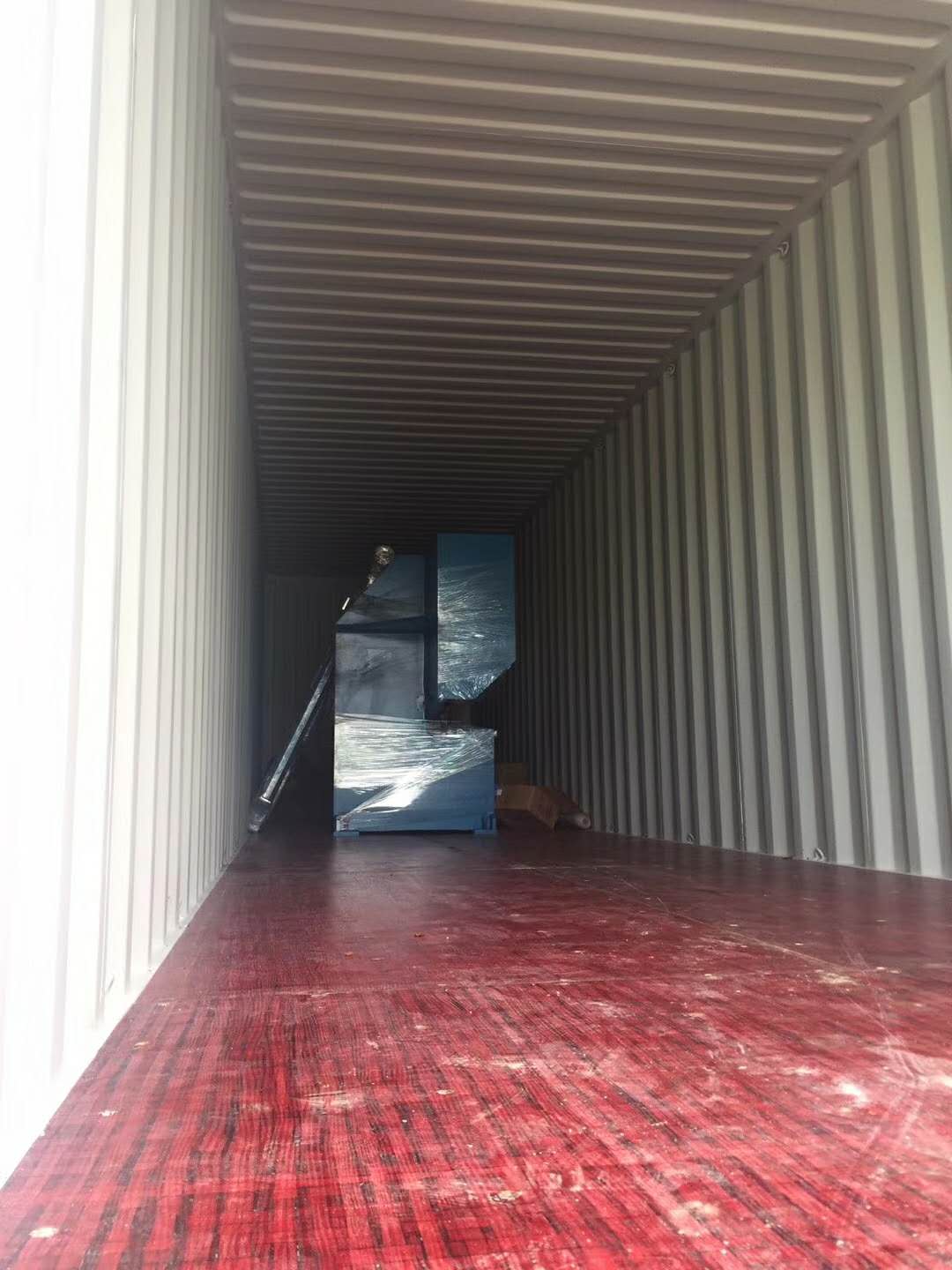 數控刨槽機裝柜，即將漂洋過海到美國