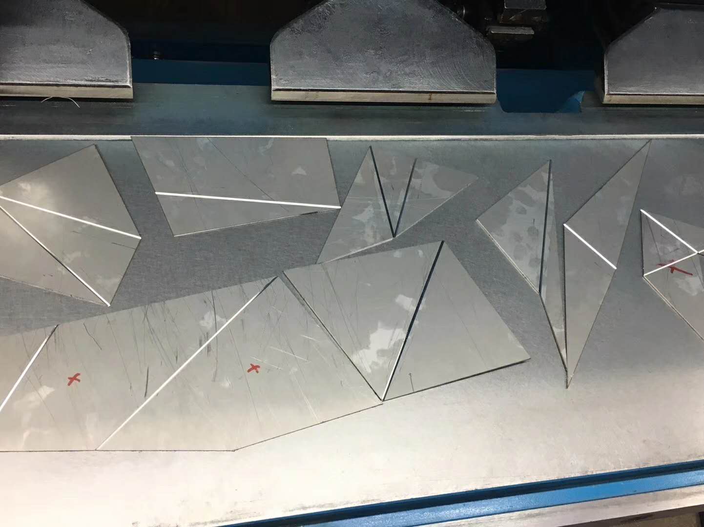 國輝刨槽機已抵達泰國，客戶很滿意